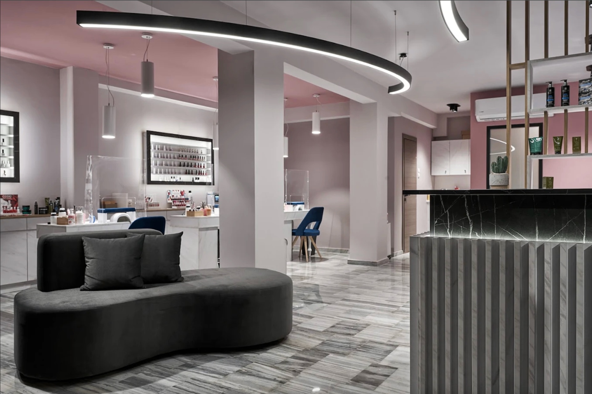 LA CLOCHE Salon